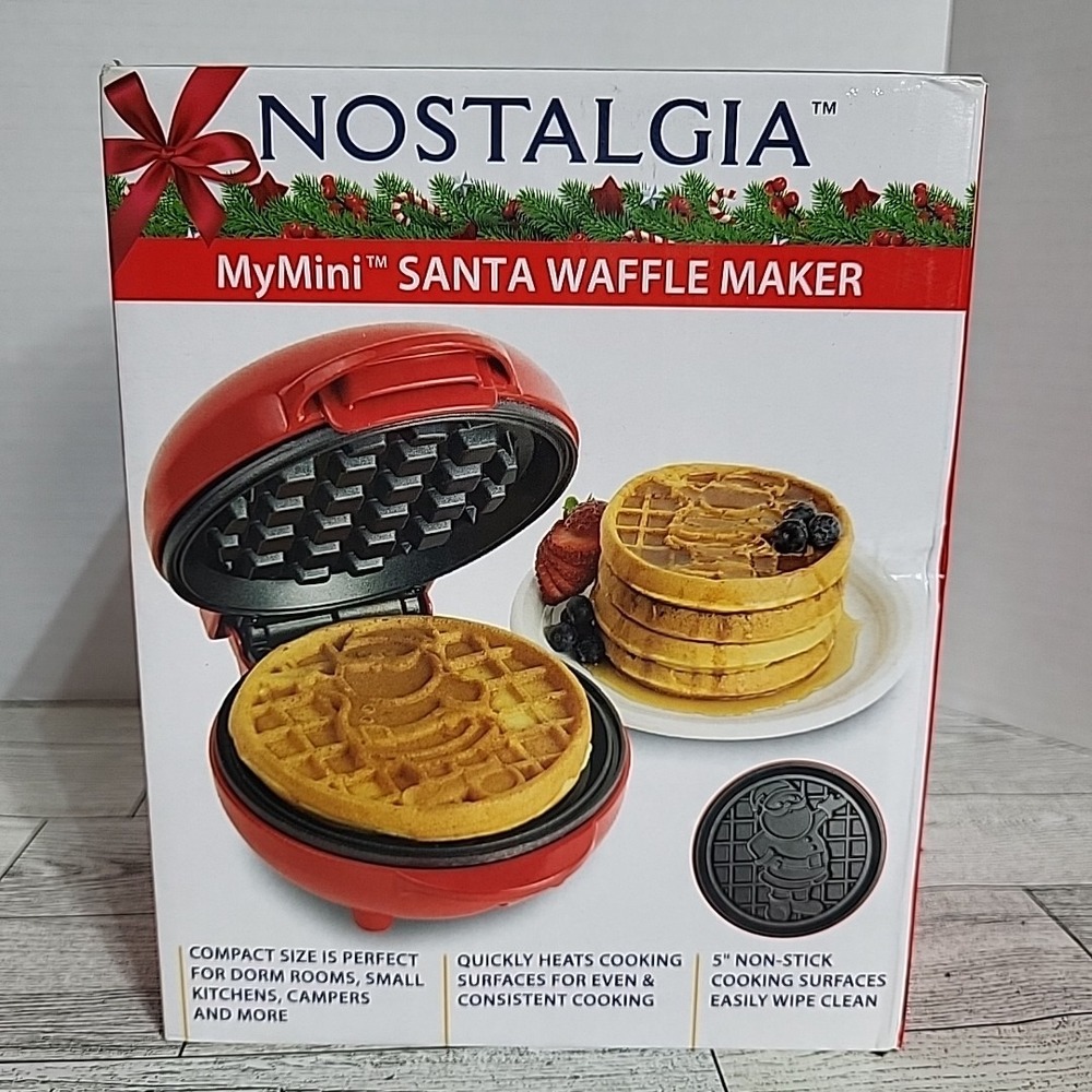 NEWNostalgia MyMini Christmas Santa Waffle Maker Non Stick Easy Clean 5"